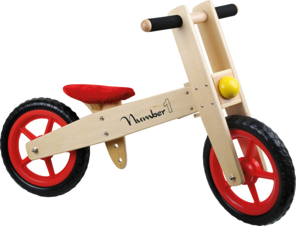 Stoere houten loopfiets